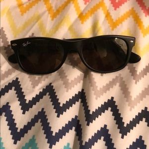 Ray ban new wayfarer